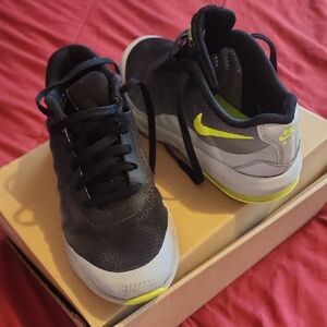 Nike Air Max Invigor trainers.